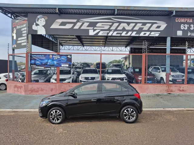 Carro Chevrolet Onix 2015 1.4 LTZ SPE/4 (Aut)