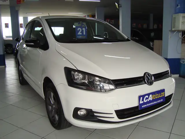 Carro Volkswagen Fox 2021 1.6 MSI Connect (Flex)