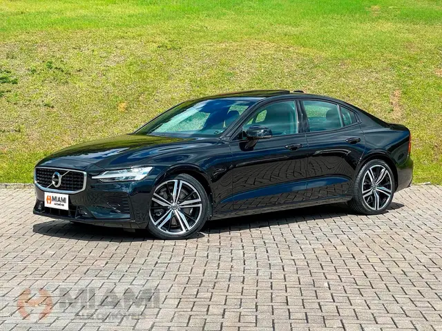 Carro Volvo S60 2020 2.0 T8 R-Design Hybrid (Aut)