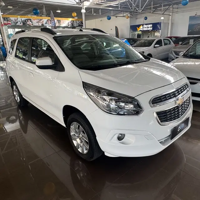 Carro Chevrolet Spin 2016 Activ 1.8 (Flex) (Aut)
