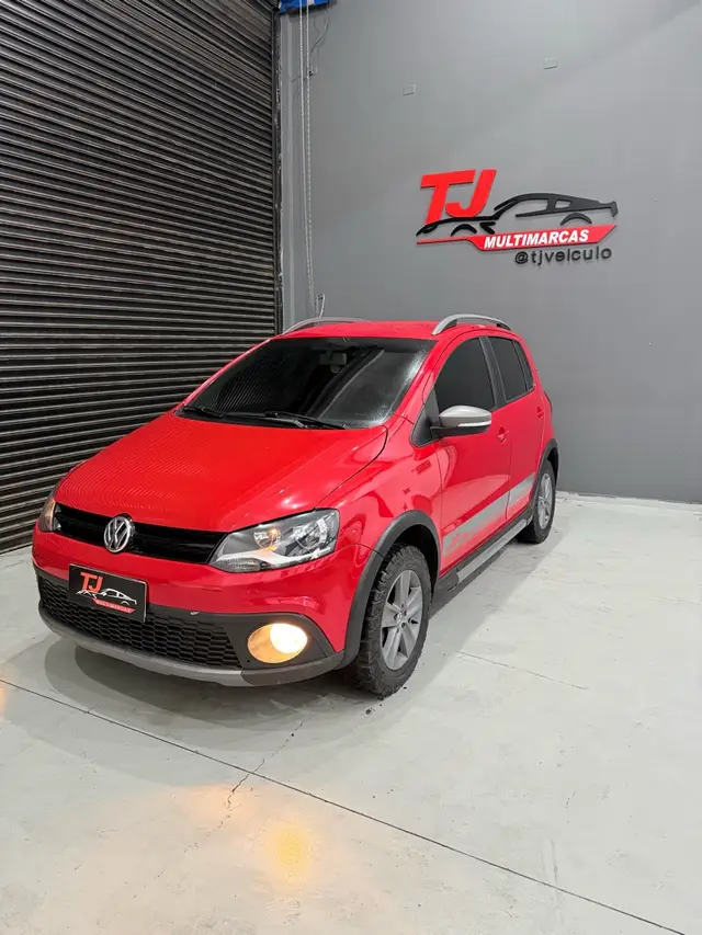 Carro Volkswagen CrossFox 2012 1.6 VHT (Flex)