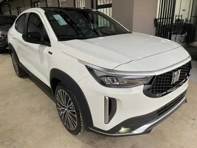 Carro Fiat Fastback 2025 Limited Edition