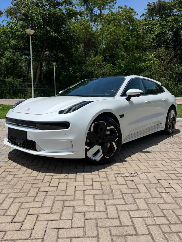 Carro Zeekr 001 2025 Premium