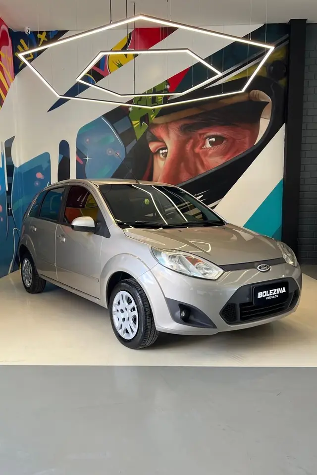 Carro Ford Fiesta Hatch 2013 1.6 (Flex)