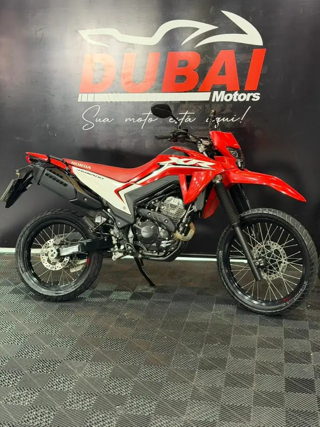 Moto Honda XR 300L 2025 Tornado