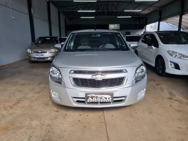 Carro Chevrolet Cobalt 2015 LTZ 1.8 8V (Flex)