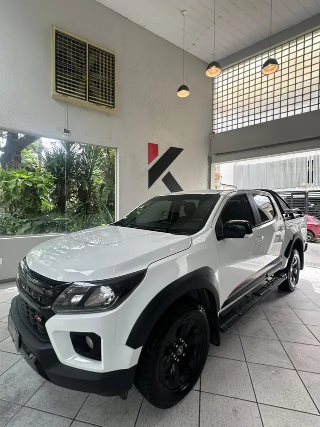 Carro Chevrolet S10 Cabine Dupla 2023 Z71 2.8 Turbodiesel (Aut.)