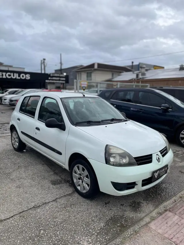 Carro Renault Clio 2012 1.0 16V (flex) 4p