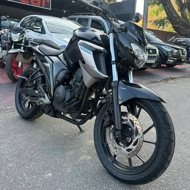 Moto Yamaha YS 250 Fazer 2018 ABS