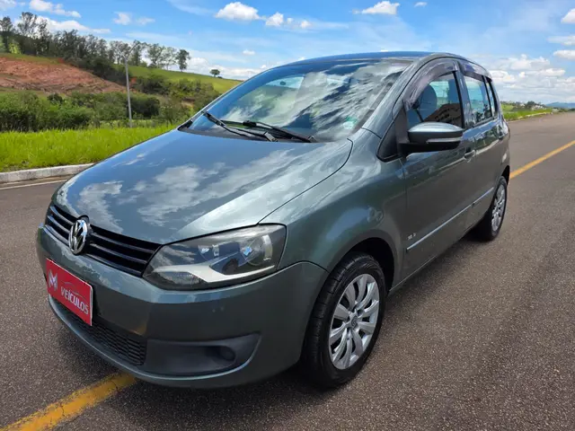 Carro Volkswagen Fox 2010 1.0 8V (Flex) 2p
