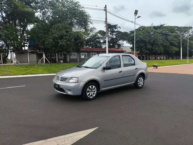 Carro Renault Logan 2010 Authentique 1.0 16V (flex)