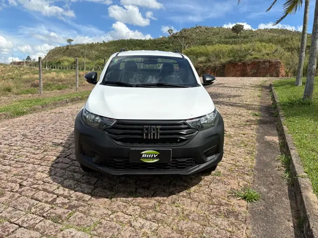 Carro Fiat Strada 2025 Endurance 1.3 Flex 8V CS