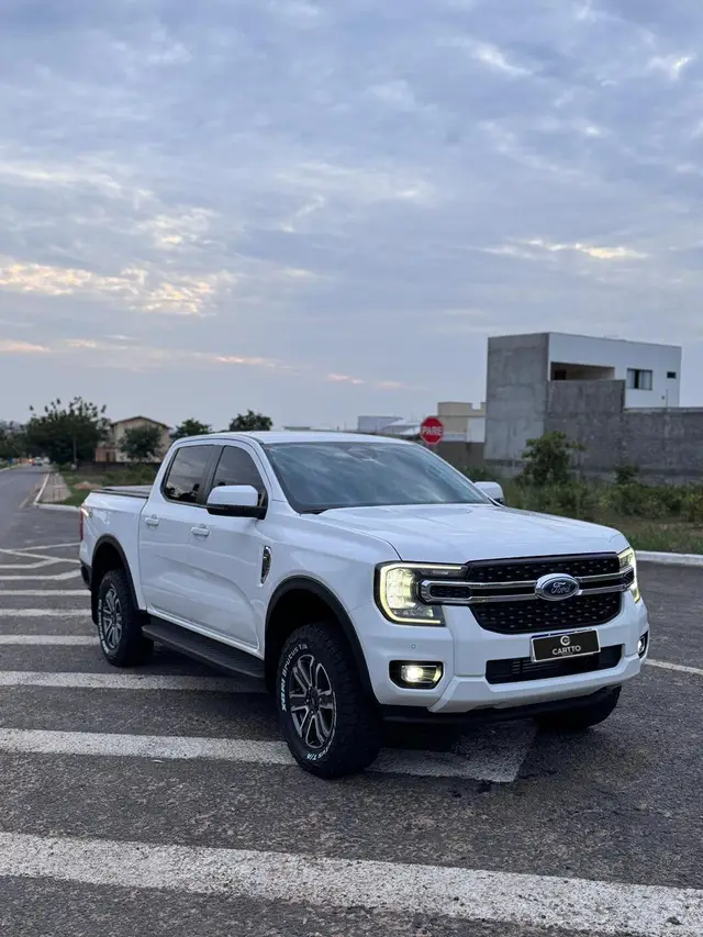 Carro Ford Ranger Cabine Dupla 2024 XLT 3.0