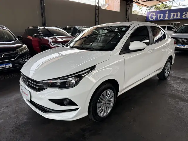 Carro Fiat Cronos 2023 Drive 1.3 (Flex) AT