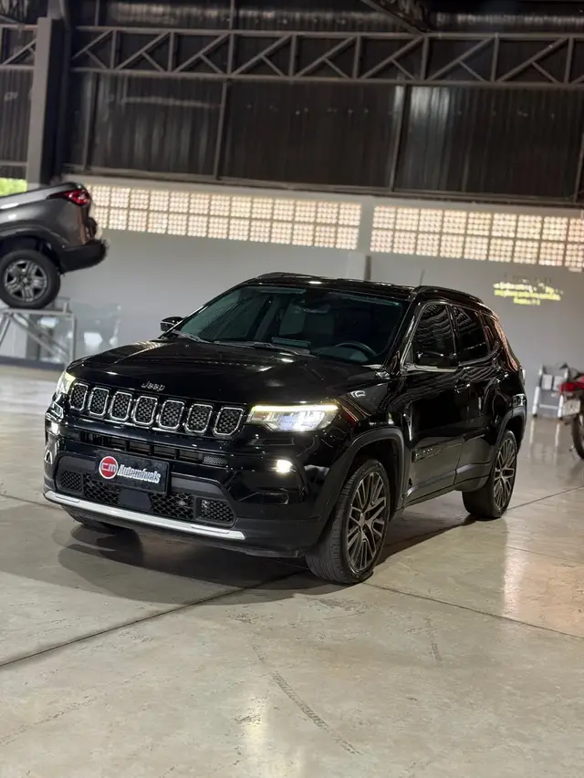 Carro Jeep Compass 2023 Limited 1.3 T270 (Aut) (Flex)