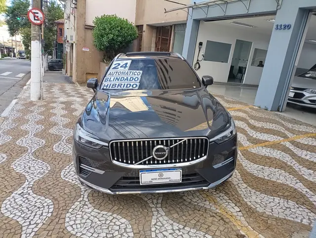 Carro Volvo XC60 2024 XC60 T-8 Plus 2.0 AWD (Híbrido)