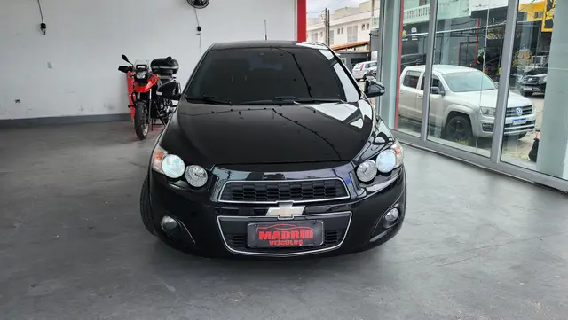 Carro Chevrolet Sonic 2014 Hatch LTZ 1.6 (Aut)