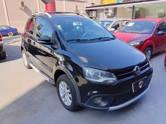 Carro Volkswagen CrossFox 2013 1.6 VHT (Flex)