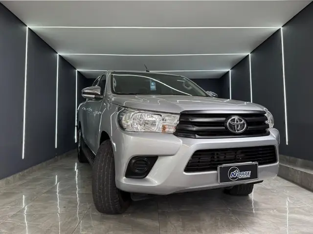 Carro Toyota Hilux Cabine Dupla 2018 Hilux 2.8 TDI STD CD 4x4