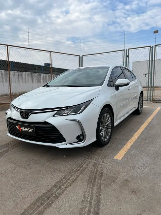 Carro Toyota Corolla 2023 XEi 2.0 Flex