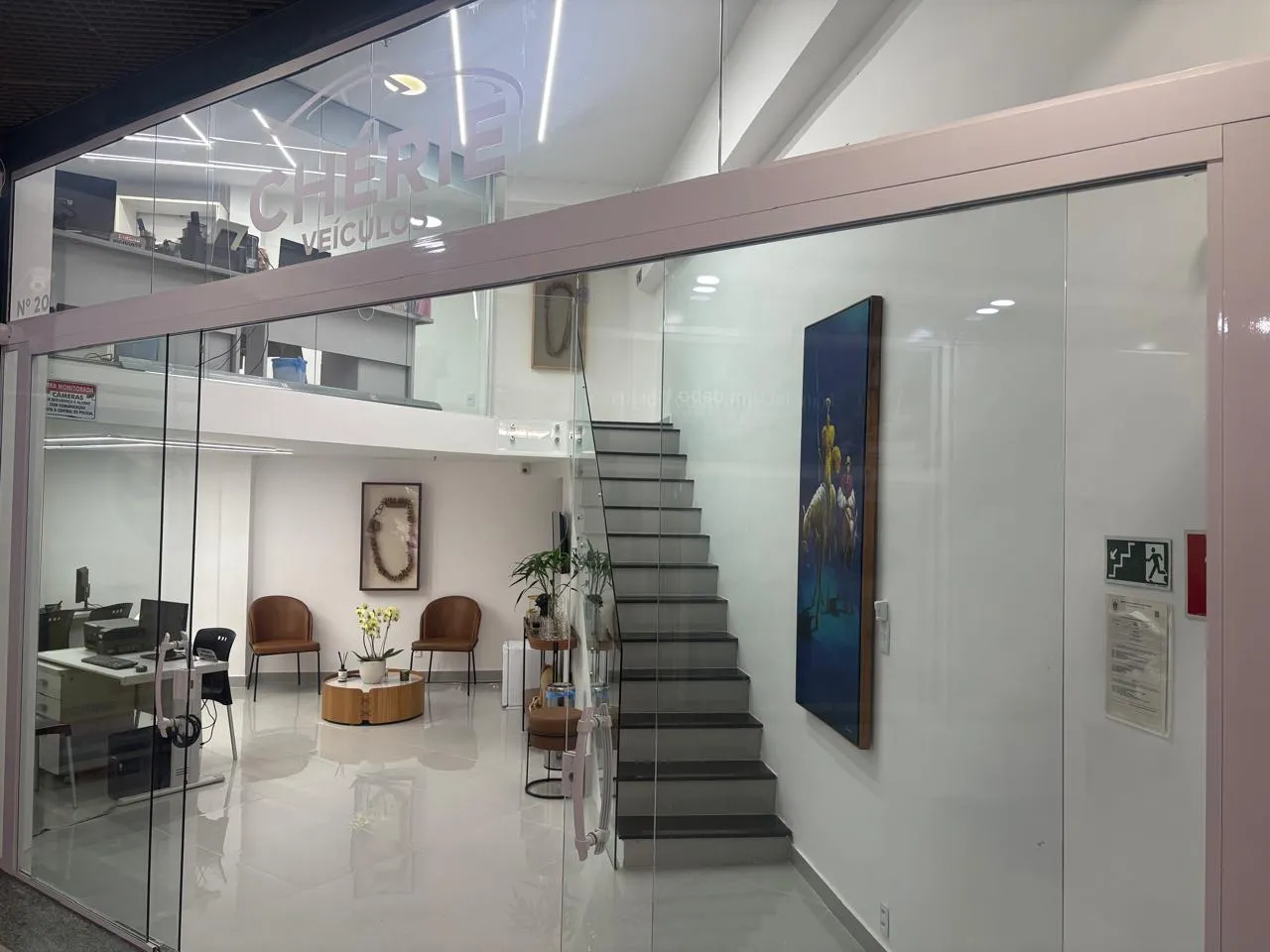 Fachada da loja Veículos à venda em Cherie Veículos - Rio de Janeiro - RJ