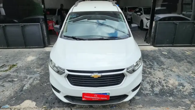 Carro Chevrolet Spin 2024 LS 1.8 (Aut.)
