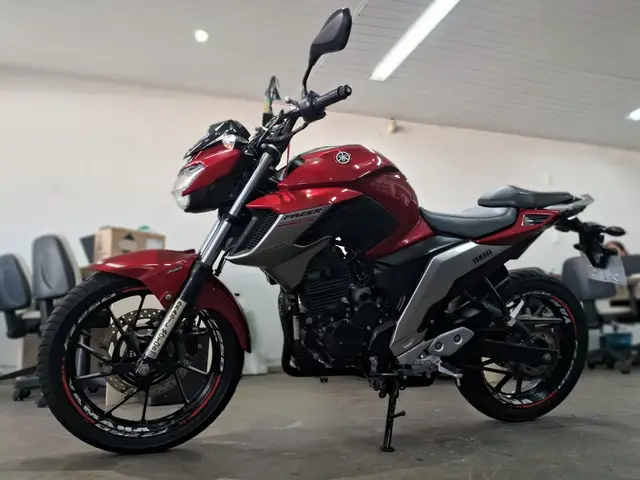 Moto Yamaha YS 250 Fazer 2021 ABS