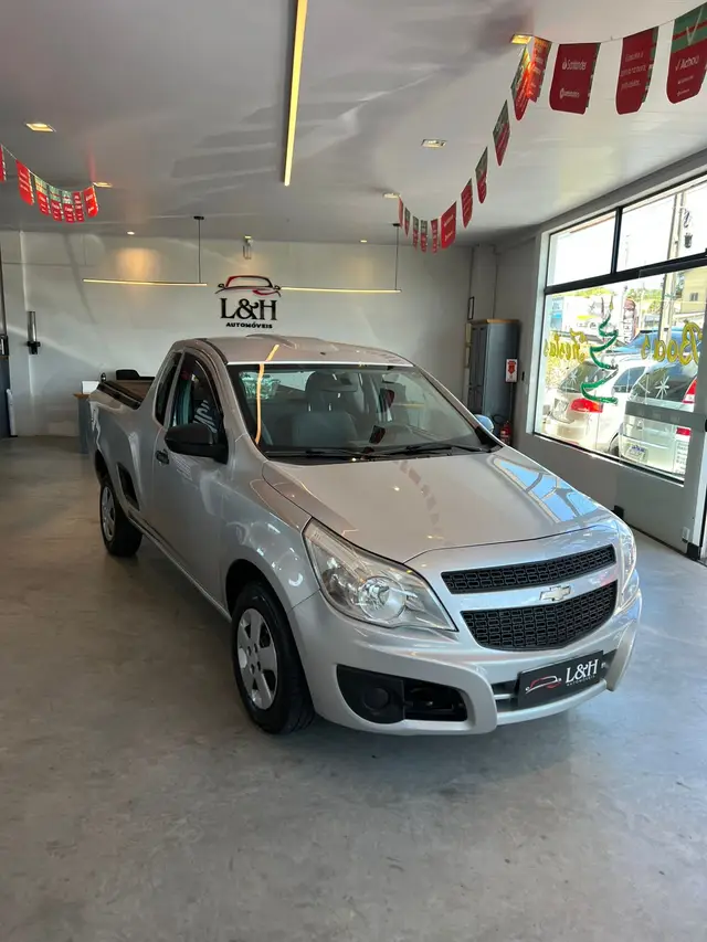 Carro Chevrolet Montana 2016 LS 1.4 (Flex)