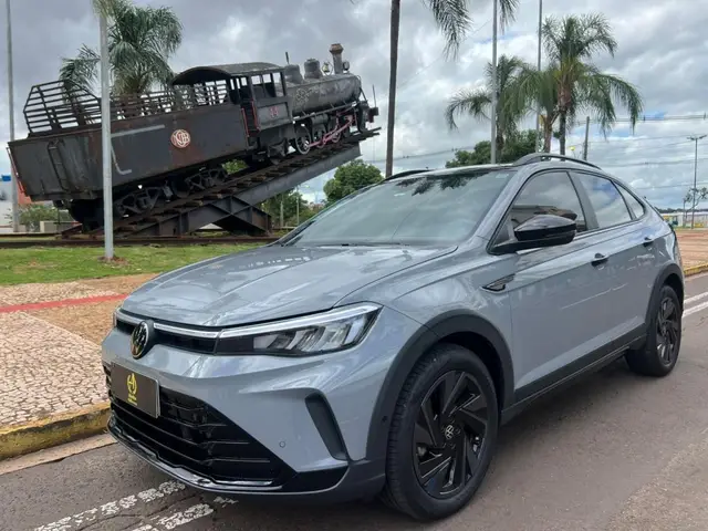 Carro Volkswagen Nivus 2025 Highline 200 TSI