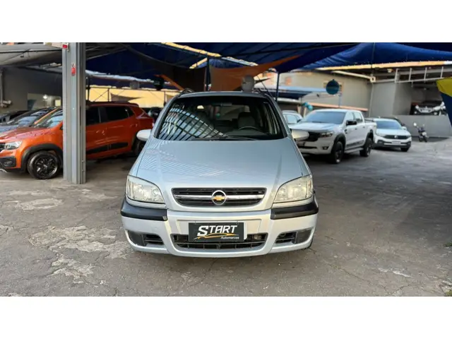 Carro Chevrolet Zafira 2012 Expression 2.0 (Flex) (Aut)