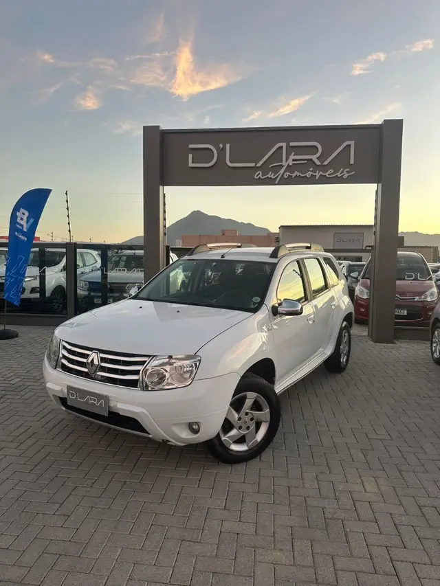 Carro Renault Duster 2014 1.6 16V Dynamique (Flex)