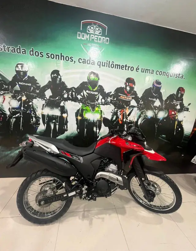 Moto Yamaha XTZ 250 Lander 2025 Connected