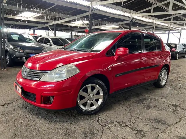 Carro Nissan Tiida 2008 SL 1.8 (aut)