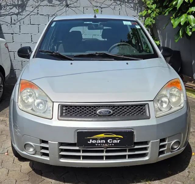Carro Ford Fiesta Hatch 2010 1.0 (Flex)
