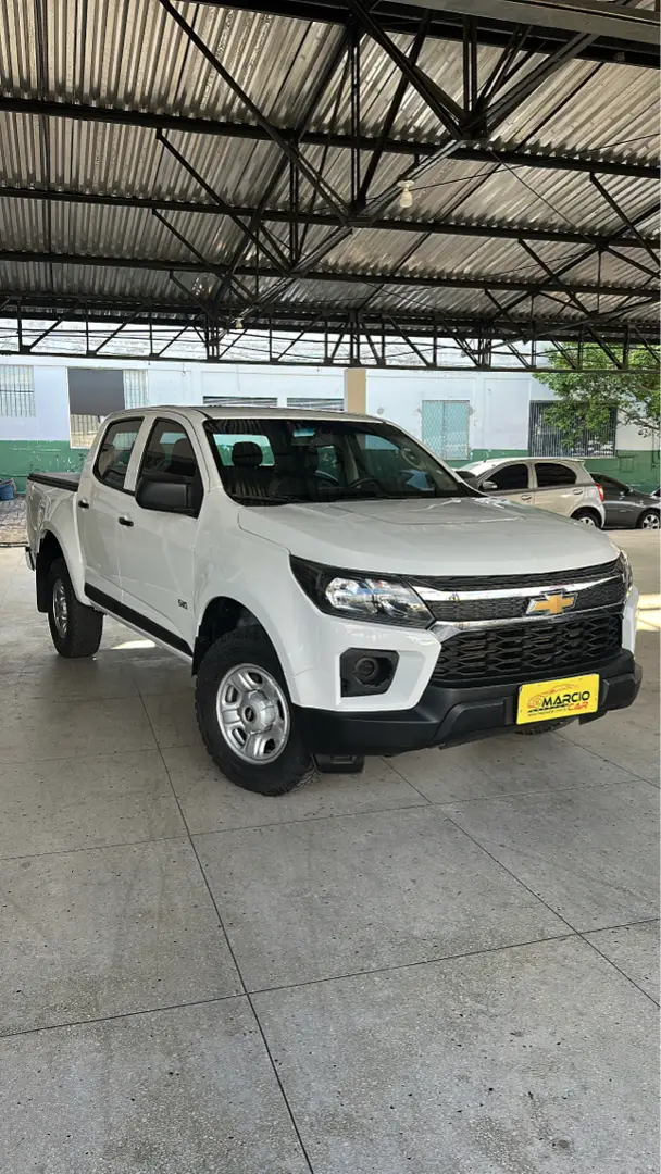 Carro Chevrolet S10 Cabine Simples 2022 S10 2.8 CTDi Cabine Simples LS 4WD