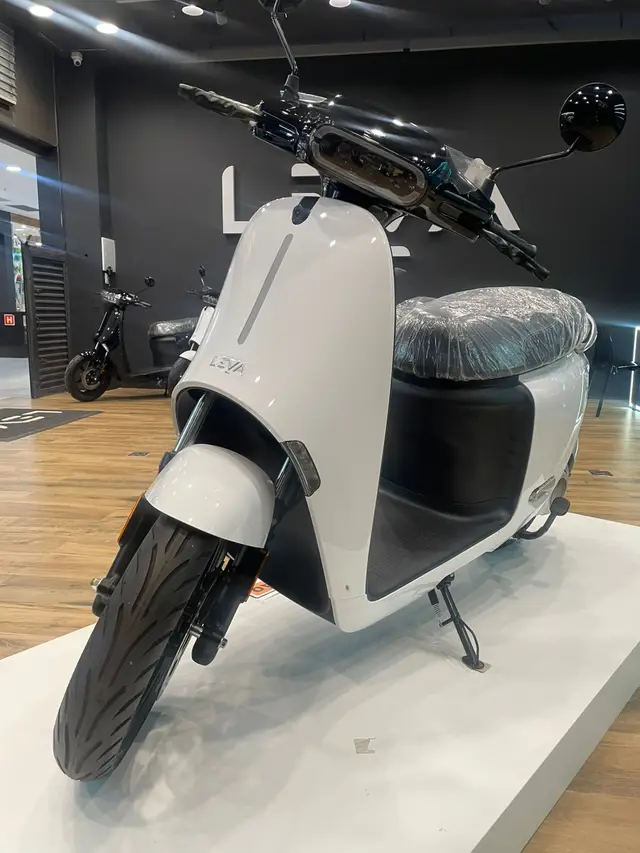 Moto Leva Motors ES1 2025 5000W