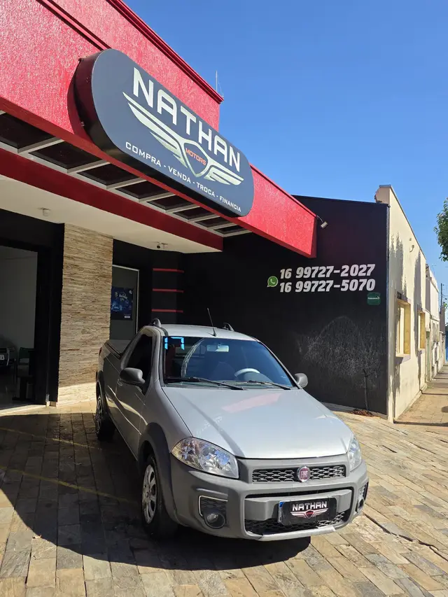 Carro Fiat Strada 2017 Hard Working 1.4 (Flex) (Cabine Simples)