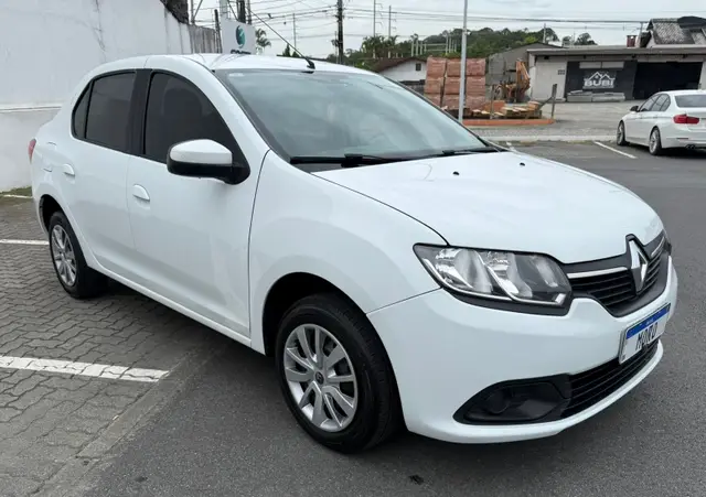 Carro Renault Logan 2017 Expression 1.6 16V SCe (Flex)