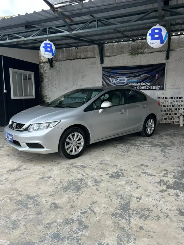 Carro Honda Civic 2014 New  LXS 1.8 16V i-VTEC (Flex)