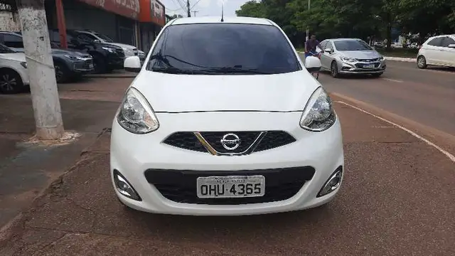 Carro Nissan March 2017 1.6 16V SV CVT (Flex)