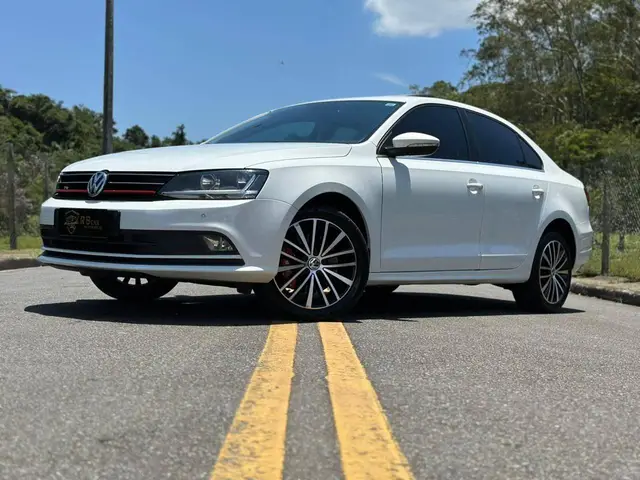 Carro Volkswagen Jetta 2017 2.0 TSI Highline Tiptronic