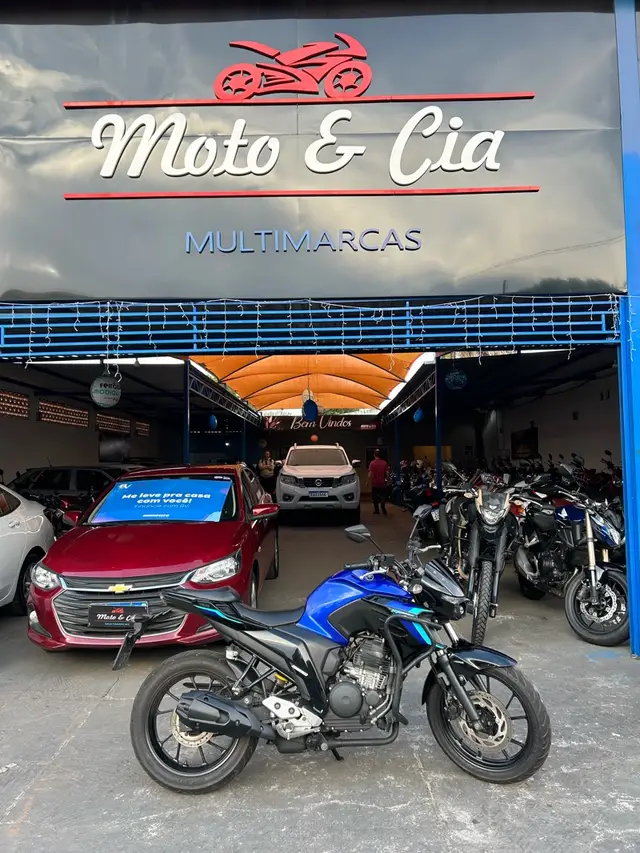 Moto Yamaha YS 250 Fazer 2024 ABS