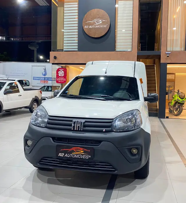 Carro Fiat Fiorino 2023 1.4 Endurance (Flex)