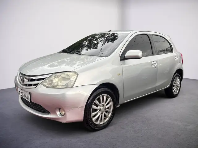 Carro Toyota Etios 2013 XLS 1.5 (Flex)