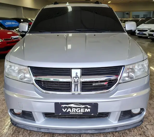 Carro Dodge Journey 2010 SXT 2.7 V6