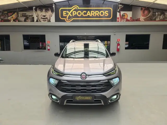 Carro Fiat Toro 2021 2.0 TDI Volcano Auto 4WD