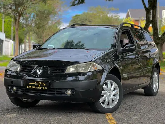 Carro Renault Megane Grand Tour 2012 Mégane Grand Tour Dynamique 1.6 16V (flex)