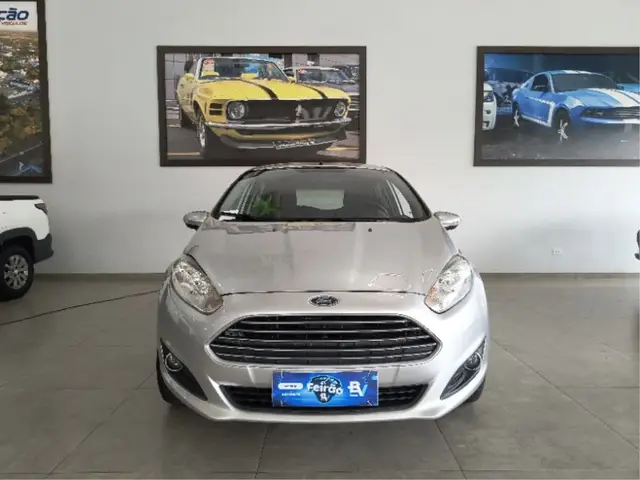 Carro Ford New Fiesta Hatch 2015 New Fiesta SE 1.5 16V