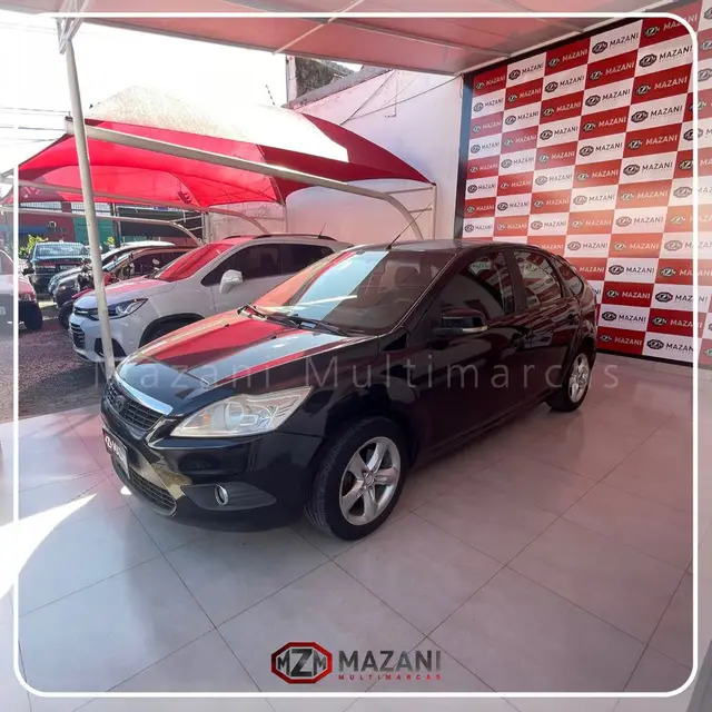 Carro Ford Focus Hatch 2011 GL 1.6 16V (Flex)