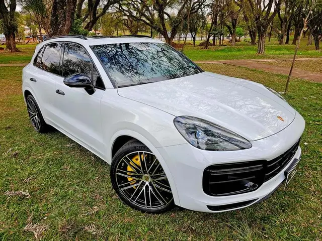 Carro Porsche Cayenne 2023 Turbo 4.0 V8 550cv